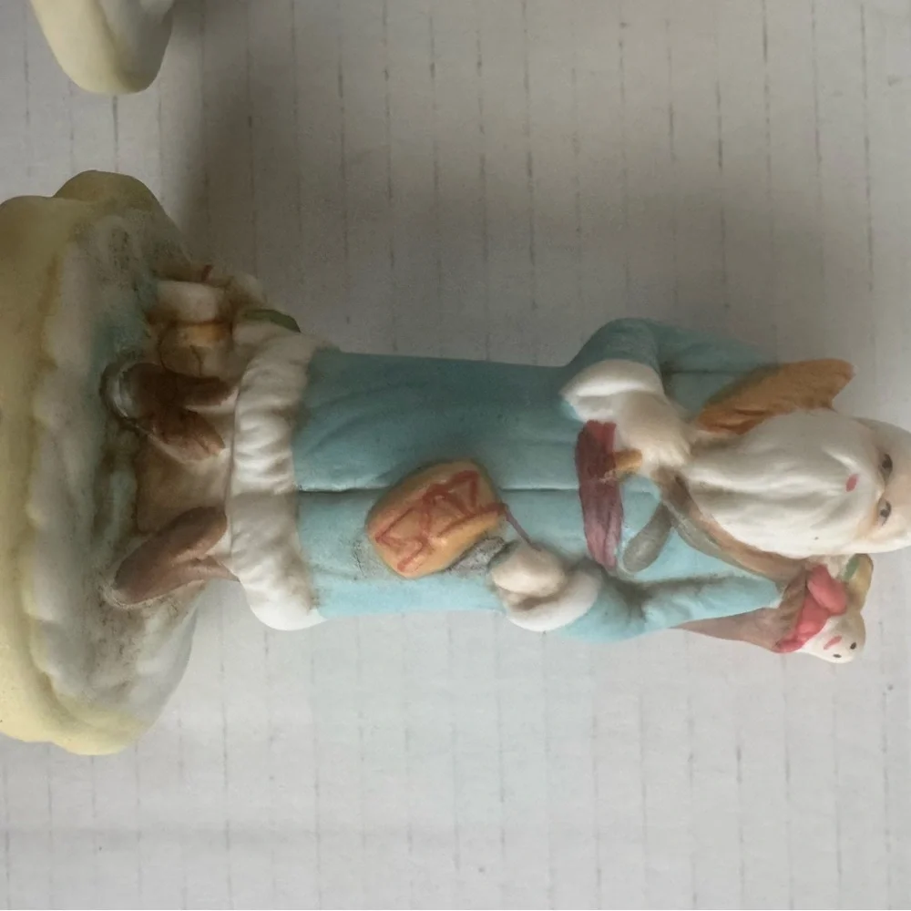 Vintage Heilig Meyers Old World Santa Figurines